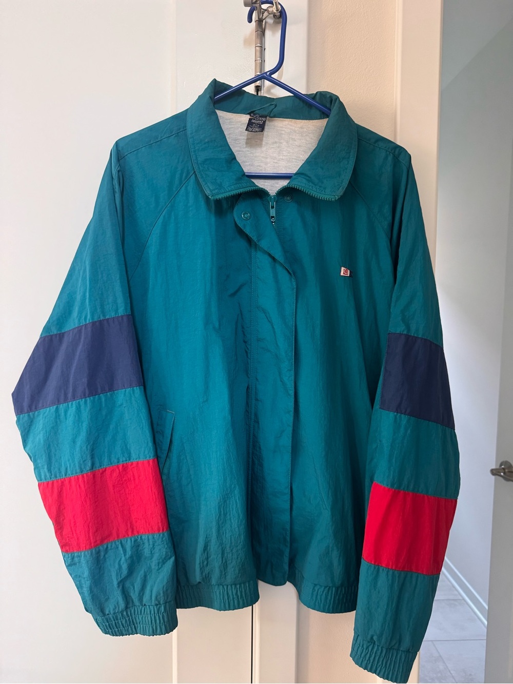 Lands' End Teal Windbreaker with Navy and Red Sleeve Panels - Picture 1 of 6
